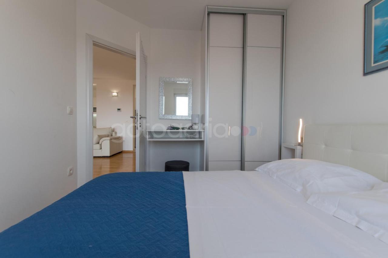 Sea View Apartments Dammi With Free Parking มาคาร์สกา ภายนอก รูปภาพ